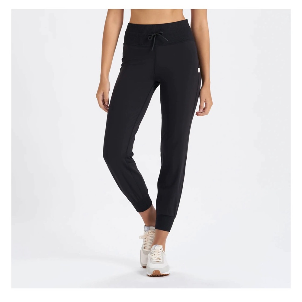Vuori Daily jogger